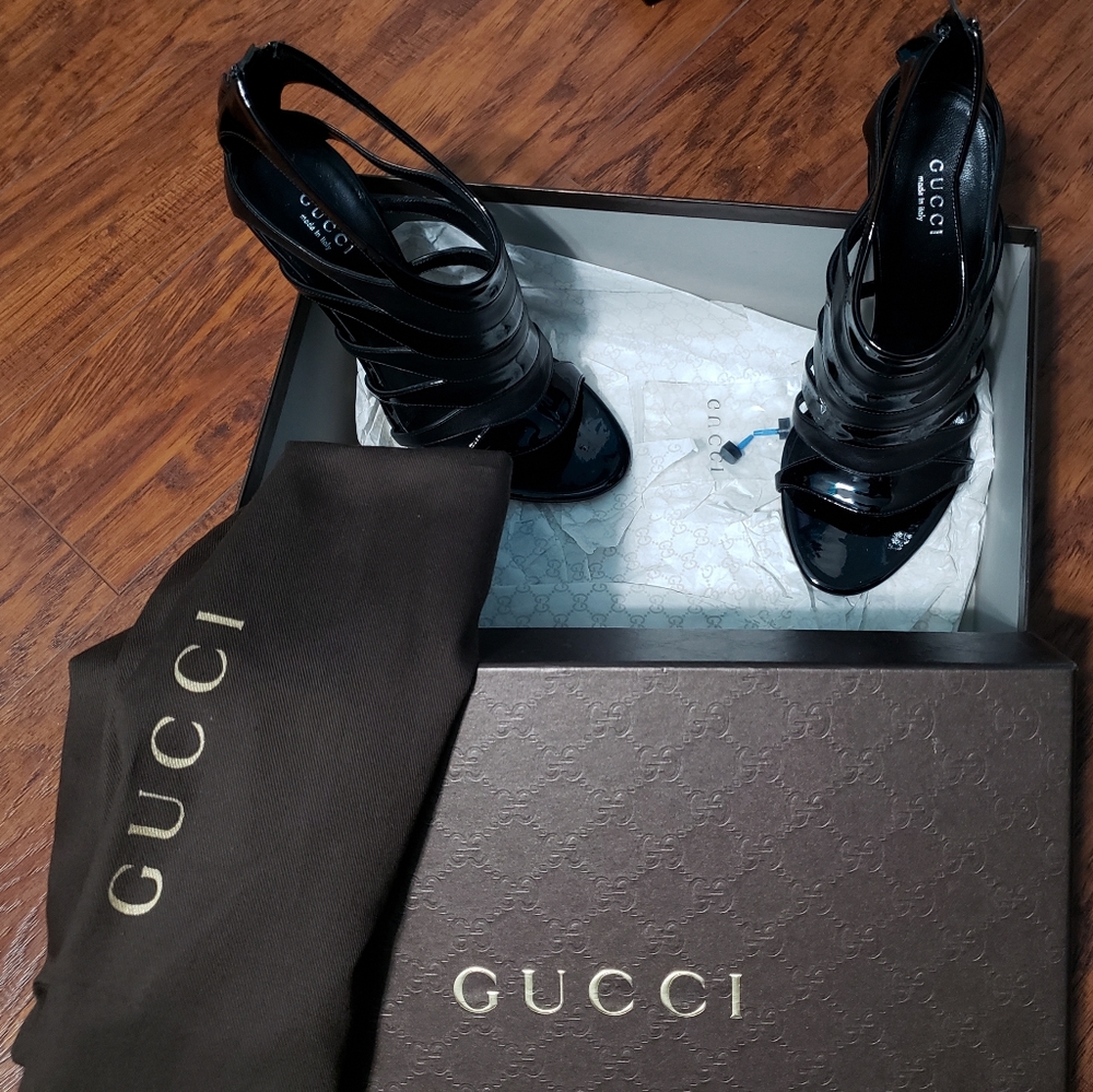 Women heels